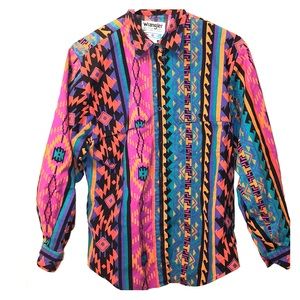 Fitted 90s vintage wrangler button up.